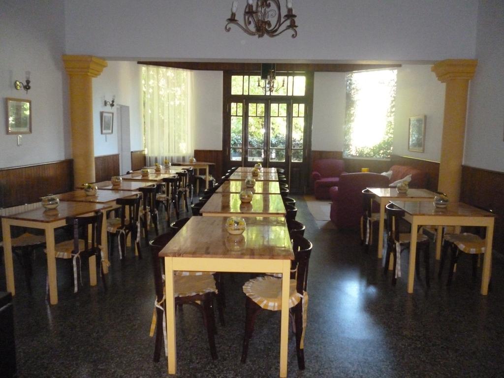 Hotel Alihuen Sierra de la Ventana Exteriör bild